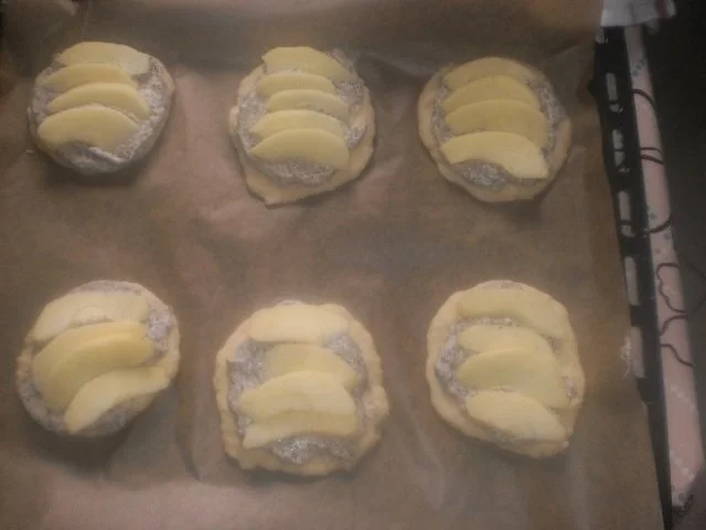 Rezept: Apfel-Mohn-Streuseltaler Bild Nr. 7 Apfel-Mohn-Streuseltaler - Rezept - Bild Nr. 7