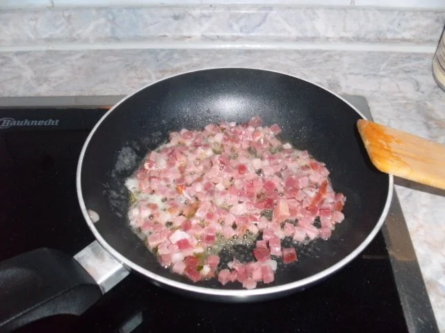 Rezept: Zwiebel-Schnitzel-Gratin Bild Nr. 3 Zwiebel-Schnitzel-Gratin - Rezept - Bild Nr. 3