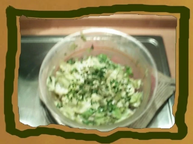 Eisbergsalat mir saure Sahne Dill Dip - Rezept - Bild Nr. 2