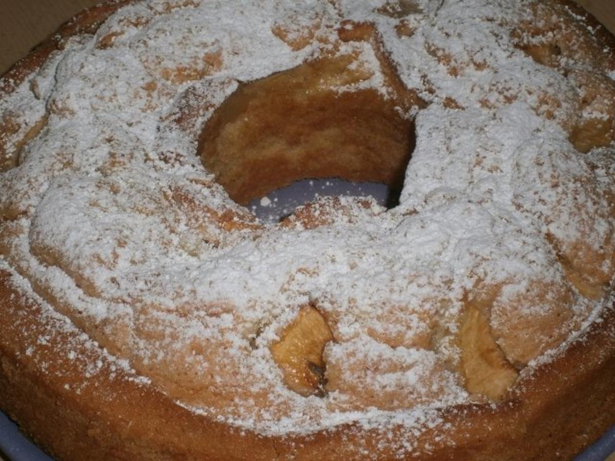 Selterskuchen mit Apfel - einfach - von Eifeljaqui