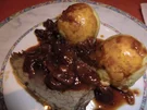 Rezept: Sauerbraten in einer Kirschsoße mit Semmelknödeln Sauerbraten in einer Kirschsoße mit Semmelknödeln - Rezept