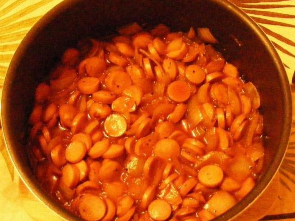 Zwiebel-Geflügelwiener-Geschnetzeltes in Tomaten-Rotwein-Sauce - Rezept ...