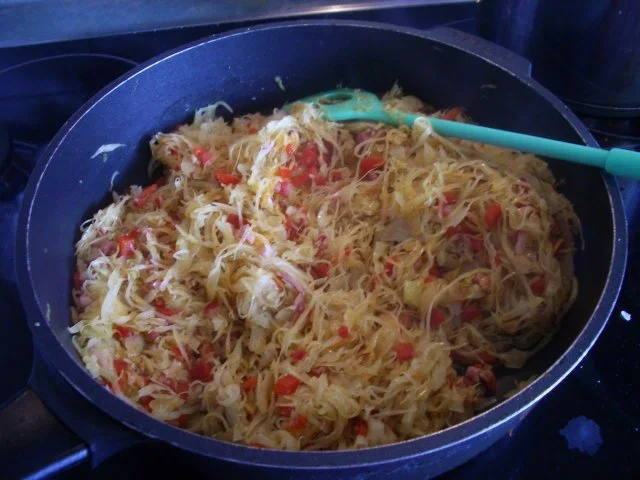 Hackfleischkuchen mit Sauerkrautdecke - Rezept - Bild Nr. 10