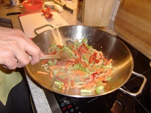 Scharfer Wok mit Gehacktes - Rezept - Bild Nr. 7