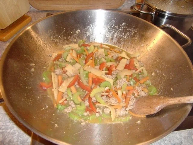 Scharfer Wok mit Gehacktes - Rezept - Bild Nr. 9