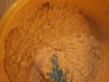 Pizza-Hefe-Teig mit Zwiebeln - Rezept - Bild Nr. 2