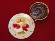 Schokoladenfondue mit Obst (Oswalt Kolle) - Rezept