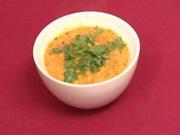 Masor Dal - Suppe aus roten Linsen mit Chutneys und Papadam (Meike Gottschalk) - Rezept