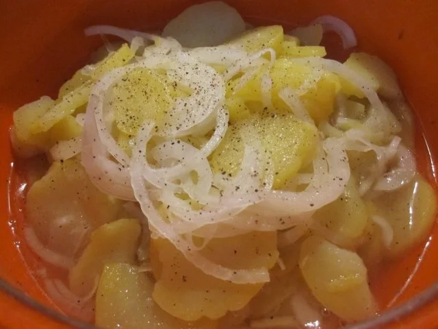 Rezept: Salat: Omi's Erdäpfelsalat Salat: Omi's Erdäpfelsalat - Rezept