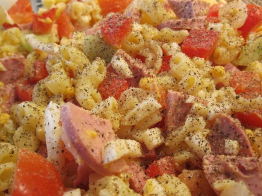 Salat: Wurst-Nudelsalat - Rezept mit Bild - kochbar.de