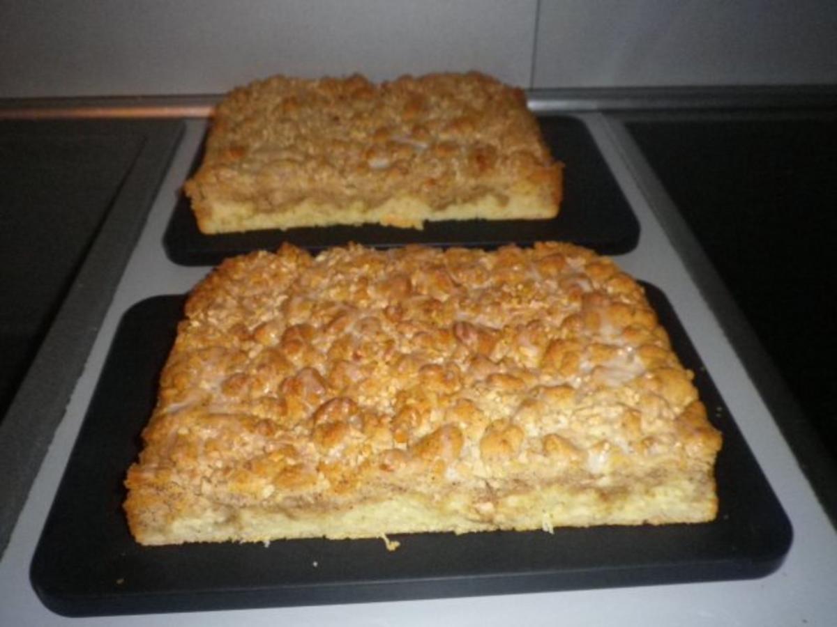 Streuselkuchen mit Mandeln - Rezept mit Bild - kochbar.de