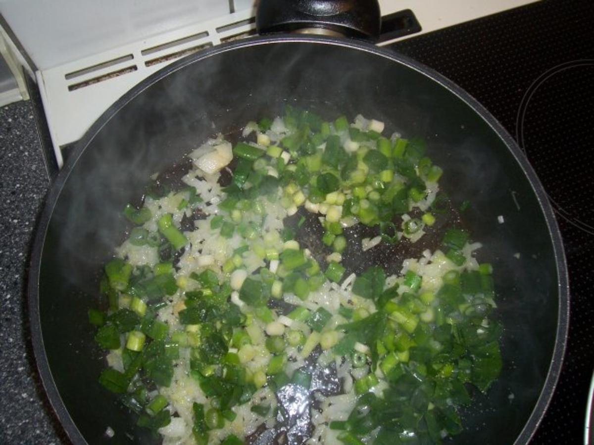 Hähnchenbrustfilet in Lauchcremesauce, dazu Paprika Tricolore - Rezept - Bild Nr. 5