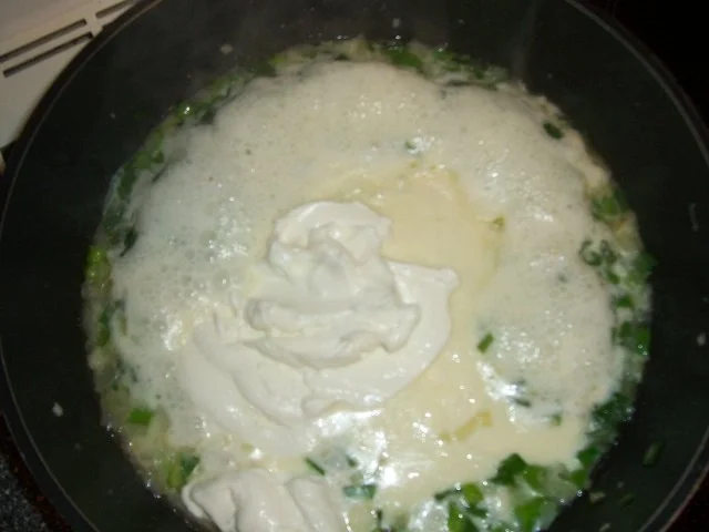 Hähnchenbrustfilet in Lauchcremesauce, dazu Paprika Tricolore - Rezept - Bild Nr. 7