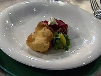 Hamburger Backfisch mit Rote Bete (Jasmin Wagner) - Rezept