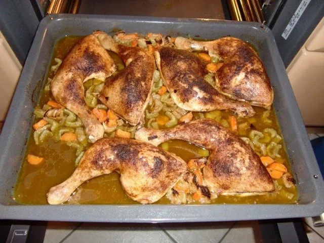 Heiko`s Hähnchenkeulen aus dem Ofen - Rezept - Bild Nr. 7