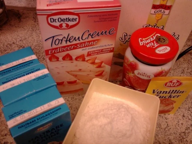 Erdbeer-Sahne-Wickeltorte - Rezept - Bild Nr. 2