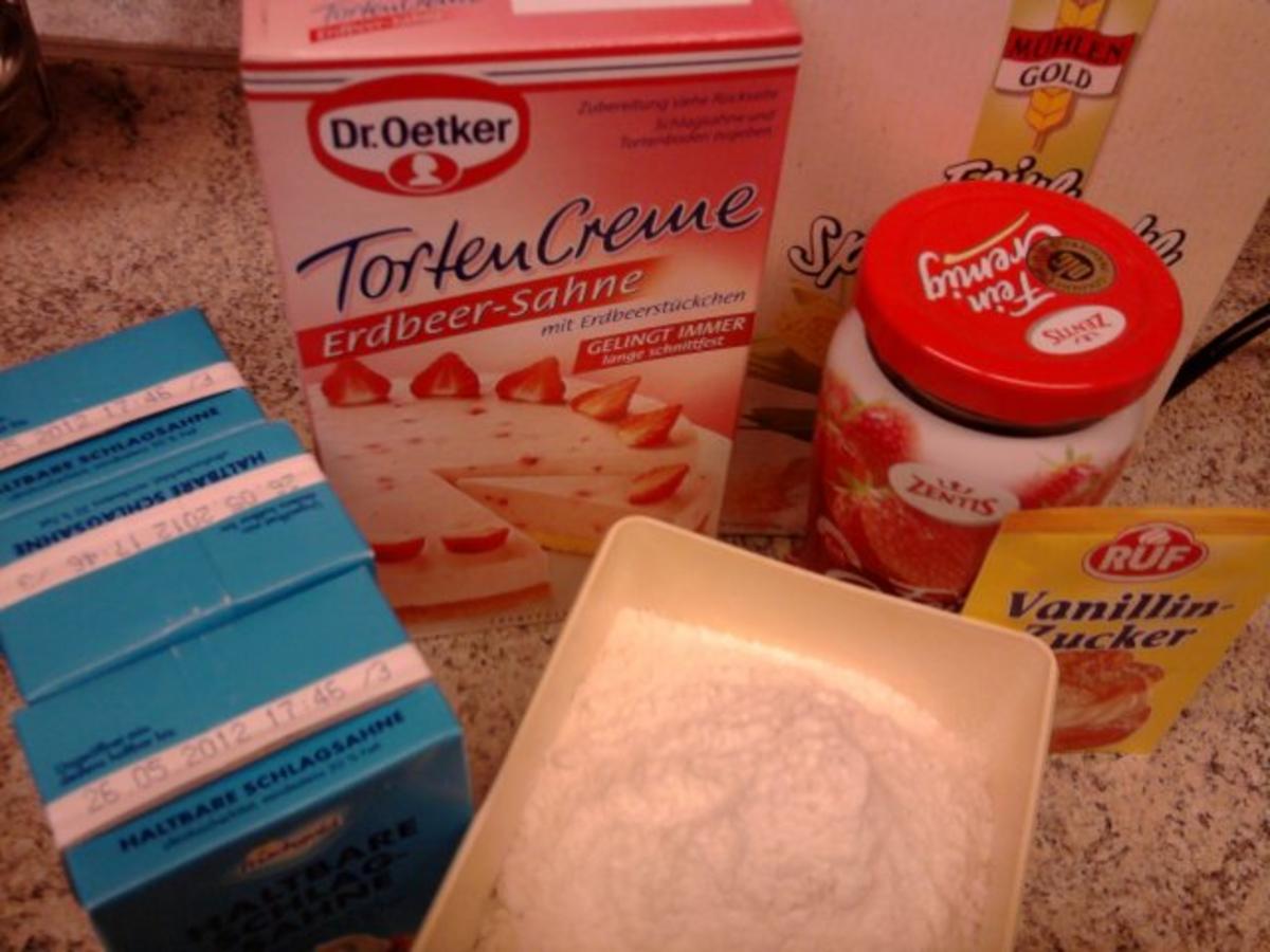 Erdbeer-Sahne-Wickeltorte - Rezept mit Bild - kochbar.de