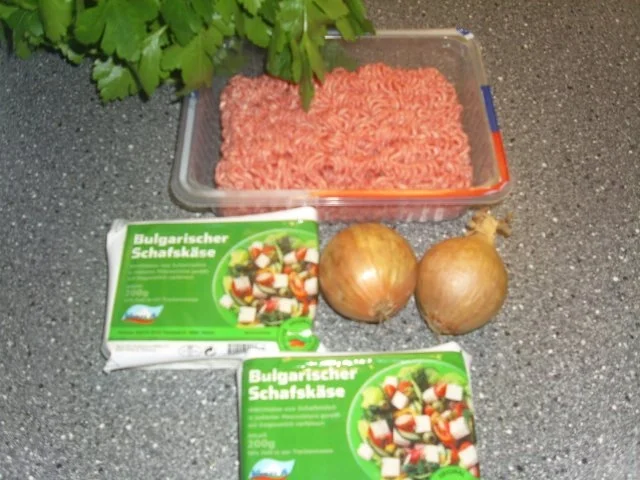 Pasta mit Hackfleisch und Schafskäse - Rezept - Bild Nr. 2