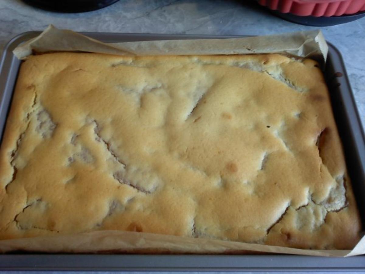 Bilder für Apfelkuchen mit Mehl und Vanillezucker - Rezept