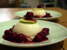 Limetten-Thymian-Parfait mit Rum-Tonka-Kirschen - Rezept