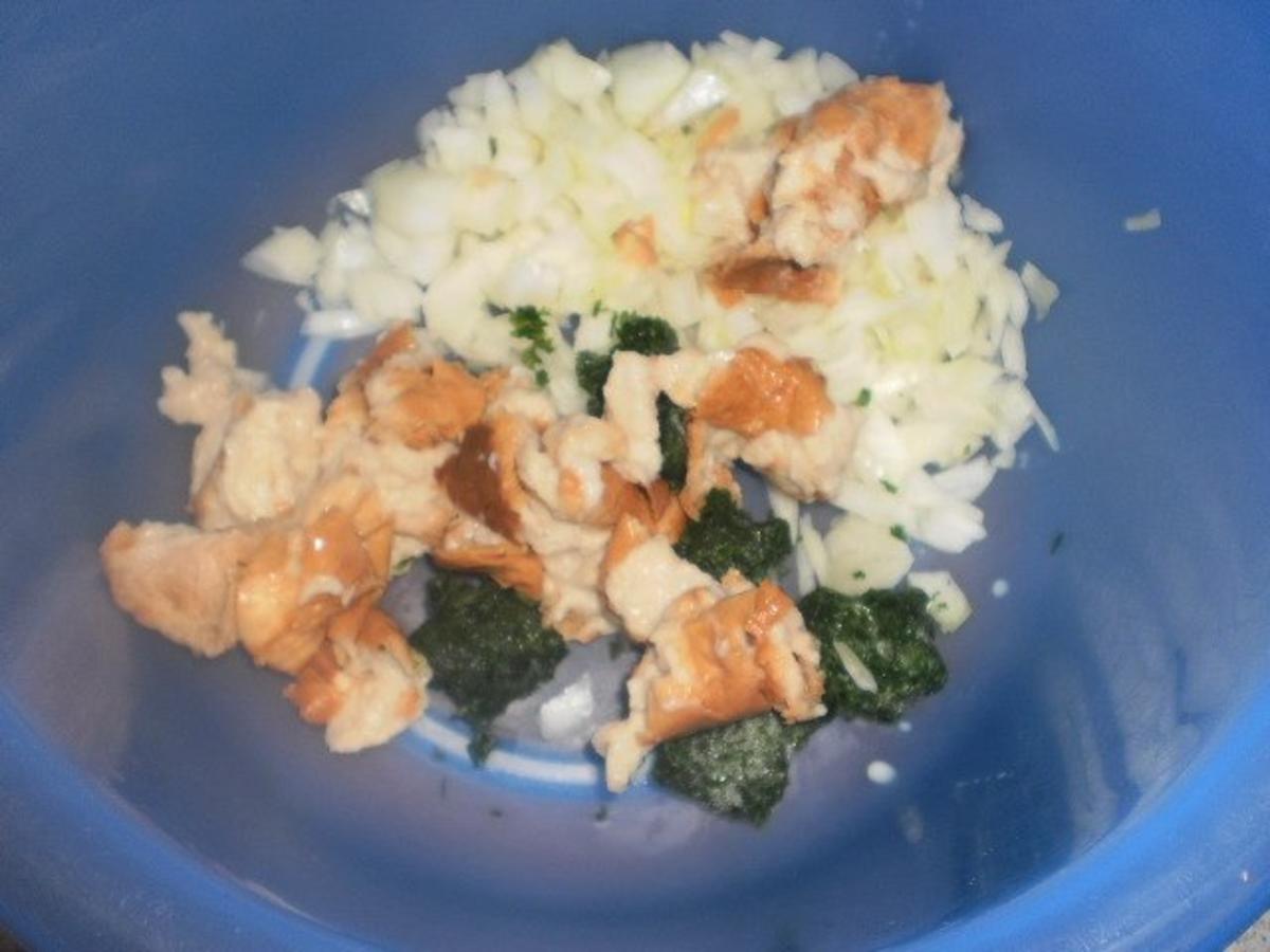 Hackfleisch-Champignons mit Kartoffel-Feldsalat - Rezept - Bild Nr. 6