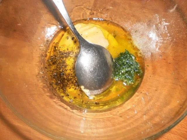 Rezept: Hackfleisch-Champignons mit Kartoffel-Feldsalat Bild Nr. 14 Hackfleisch-Champignons mit Kartoffel-Feldsalat - Rezept - Bild Nr. 14