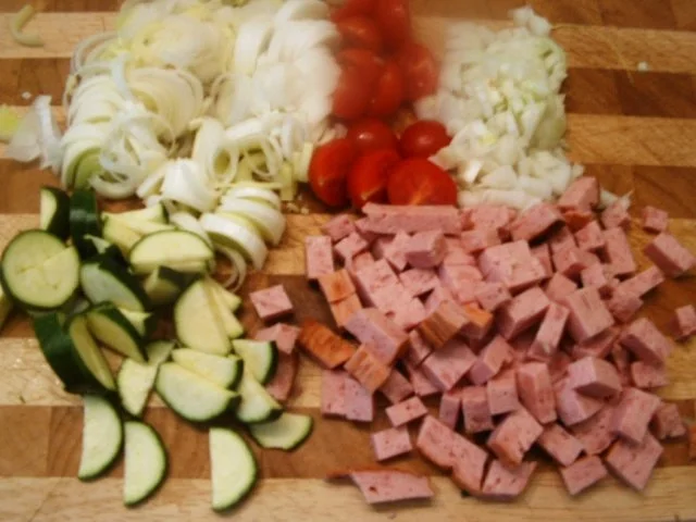 Rezept: Fleischkäse-Ananas-Pfanne Bild Nr. 4 Fleischkäse-Ananas-Pfanne - Rezept - Bild Nr. 4