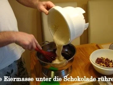 Nuss-Mokka-Schokoschnitten - Rezept - Bild Nr. 10