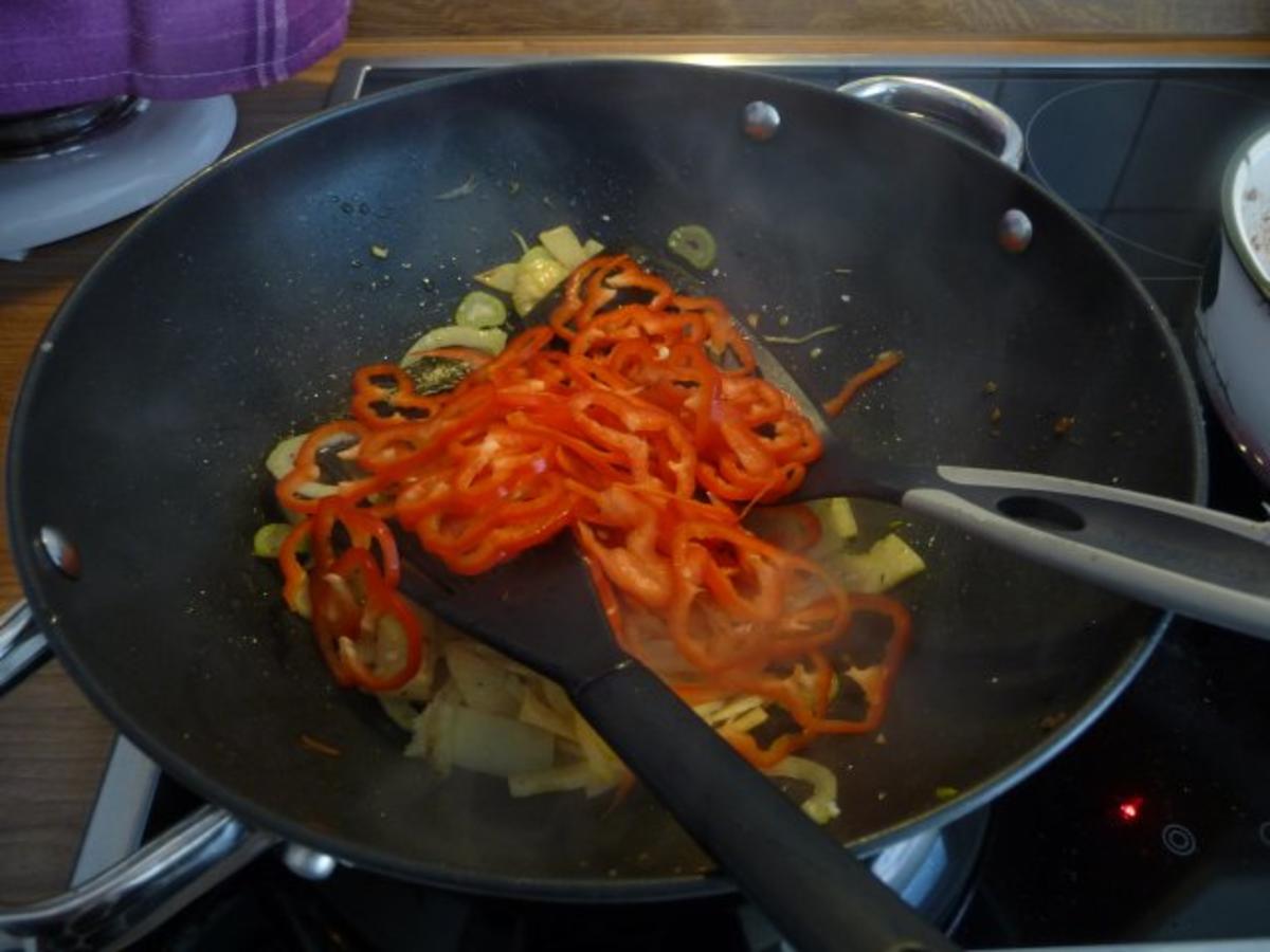 Fleischlos : Tofu mit Gemüse aus dem Wok - Rezept - Bild Nr. 17