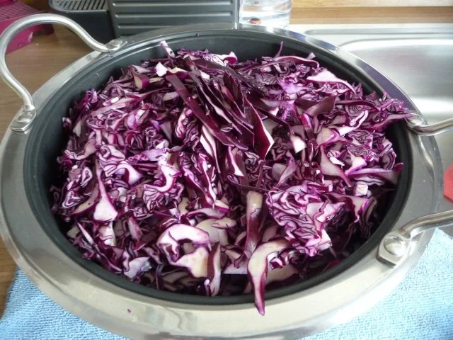 Rezept: Gemüsebeilage : Apfelrotkohl Bild Nr. 3 Gemüsebeilage : Apfelrotkohl - Rezept - Bild Nr. 3