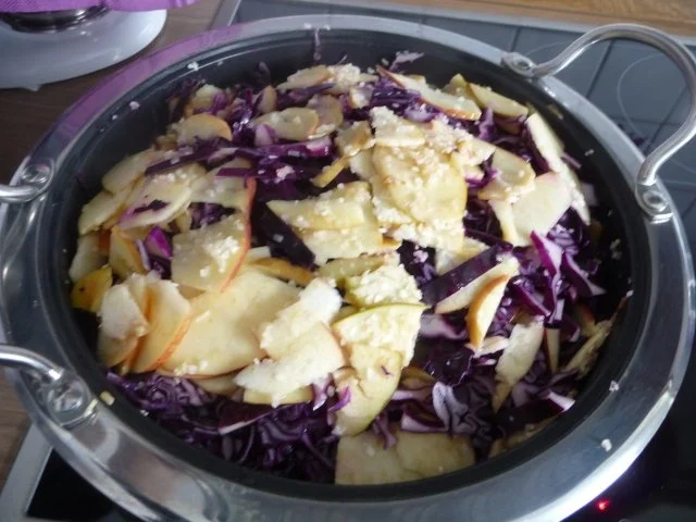 Rezept: Gemüsebeilage : Apfelrotkohl Bild Nr. 5 Gemüsebeilage : Apfelrotkohl - Rezept - Bild Nr. 5