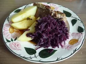 Rezept: Gemรผsebeilage : Apfelrotkohl Gemรผsebeilage : Apfelrotkohl - Rezept