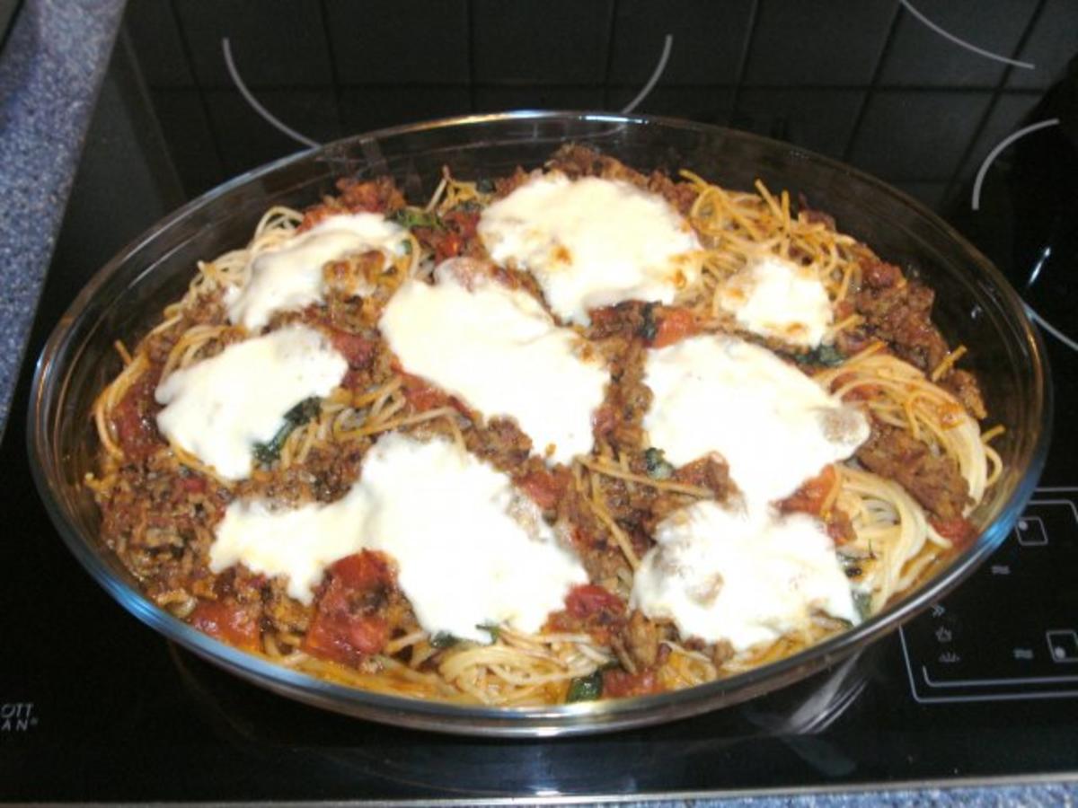 Spaghetti Hack Auflauf Rezept mit Bild kochbar.de