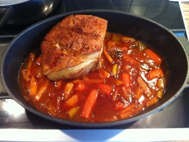 "HAUPTGERICHT" Krustenbraten in Schwarzbiersoße - Rezept - Bild Nr. 5