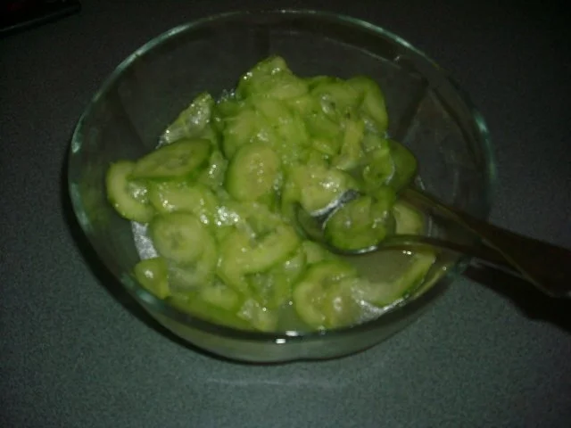 Gurkensalat (alla Mama) - Rezept