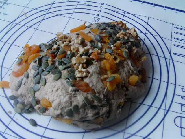 Rezept: Aprikosen-Walnuss-Korbbrot Bild Nr. 7 Aprikosen-Walnuss-Korbbrot - Rezept - Bild Nr. 7