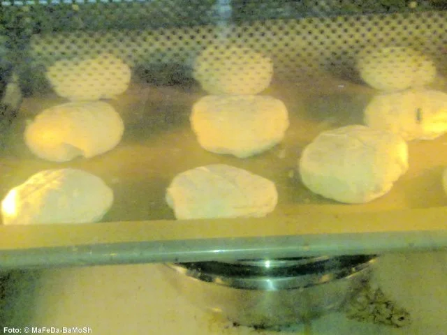 Rezept: Baguette-Brötchen Bild Nr. 2 Baguette-Brötchen - Rezept - Bild Nr. 2