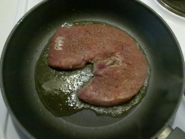 Fleisch: Harissa-Schnitzel mit Gorgonzola-Zucchinisoße und Wildreis - Rezept - Bild Nr. 6