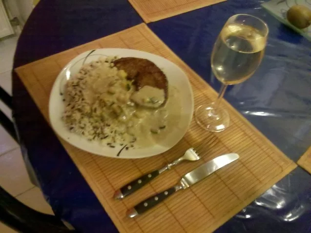 Fleisch: Harissa-Schnitzel mit Gorgonzola-Zucchinisoße und Wildreis - Rezept - Bild Nr. 9