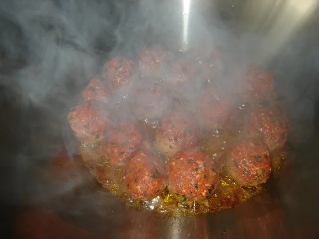 Hackbällchen mit Zucchini - Rezept - Bild Nr. 3