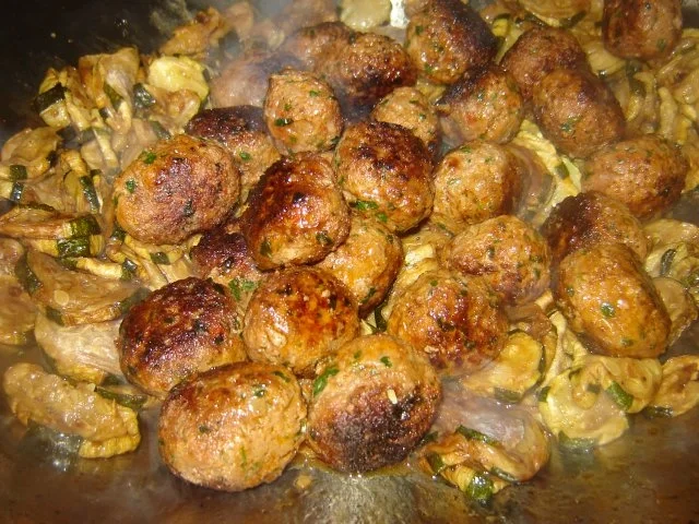 Hackbällchen mit Zucchini - Rezept - Bild Nr. 5