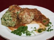 Biergulasch mit dreierlei Knödl - Rezept