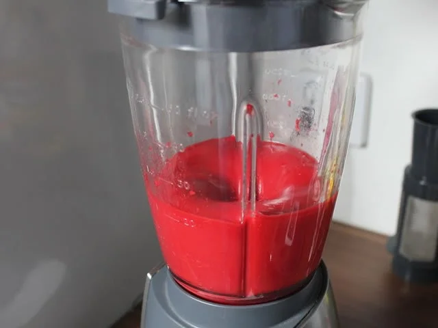 Rezept: Himbeermarmelade mit weißem Balsamico und Orange Bild Nr. 2 Himbeermarmelade mit weißem Balsamico und Orange - Rezept - Bild Nr. 2