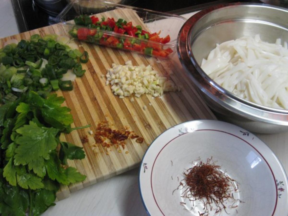 Tagliolini mit Calamaretti all'arrabbiata - Rezept - Bild Nr. 3