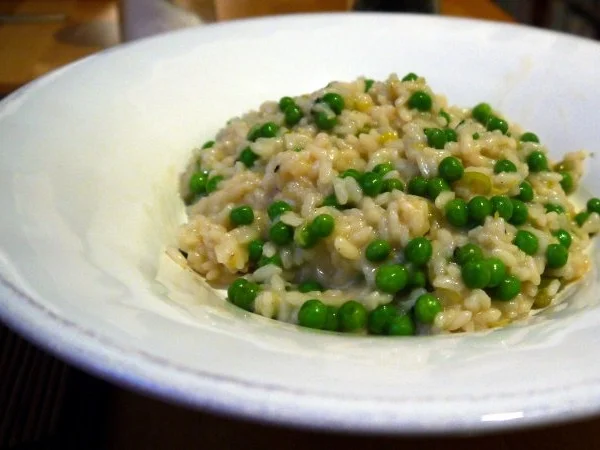 Rezept: Erbsen-Minz-Risotto Bild Nr. 2 Erbsen-Minz-Risotto - Rezept - Bild Nr. 2