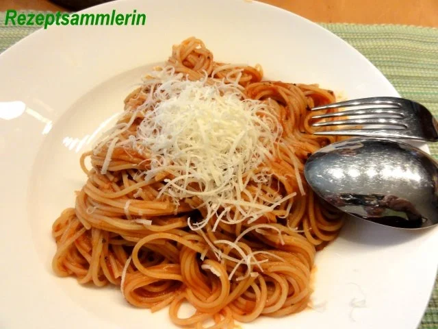 Rezept: Sauce: schnelle TOMATENSAUCE Sauce: schnelle TOMATENSAUCE - Rezept