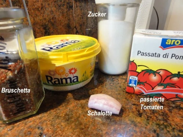 Rezept: Sauce: schnelle TOMATENSAUCE Bild Nr. 2 Sauce: schnelle TOMATENSAUCE - Rezept - Bild Nr. 2