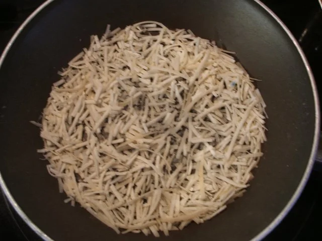 Käse: Parmesankörbchen mit Tomatensalat - Rezept - Bild Nr. 2