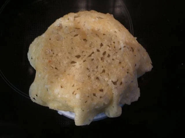 Käse: Parmesankörbchen mit Tomatensalat - Rezept - Bild Nr. 3