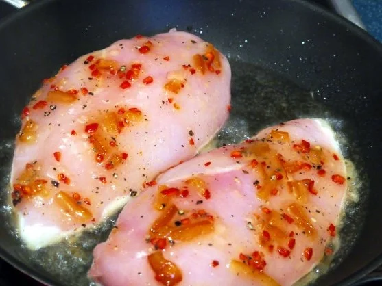 Fruchtig-scharfe Hähnchenbrust mit gebratenem Blumenkohl - Rezept - Bild Nr. 9